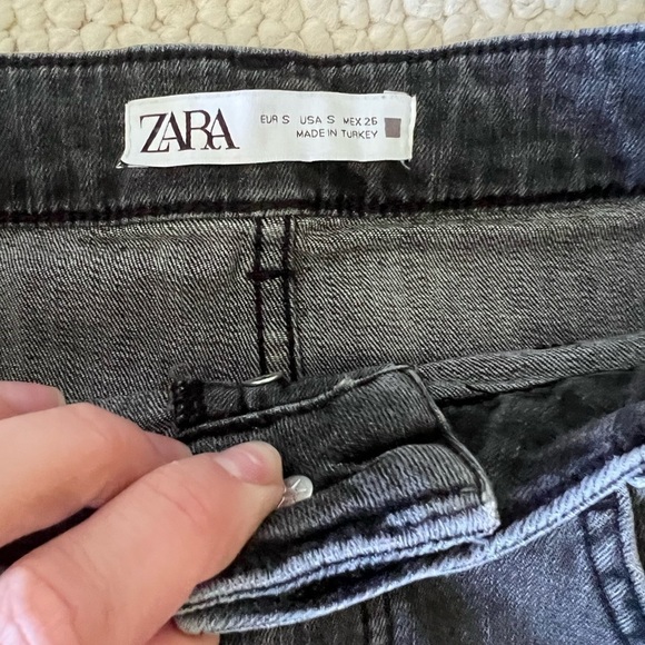 Zara denim skirt in dark gray - Picture 4 of 4